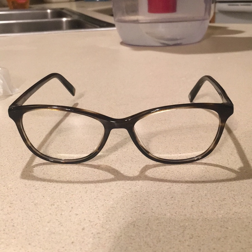 Warby Parker Daisy glasses in Striped Molasses